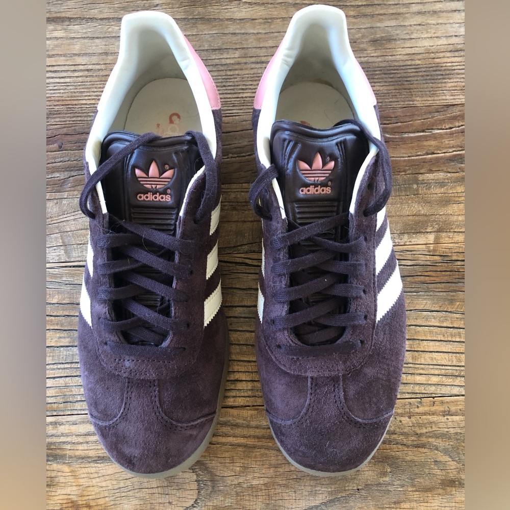 Adidas GAZELLE Chocolate Brown and Salmon Suede Sneakers Size 9 Womens